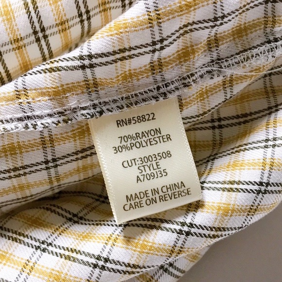 Max Studio Yellow Pleaded Long Sleeve Top - Picture 6 of 6